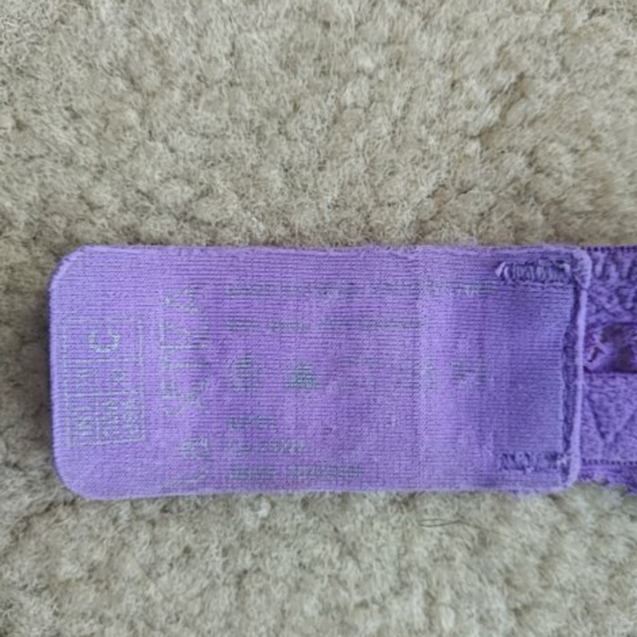 La Senza lace push-up bra - Picture 2 of 2